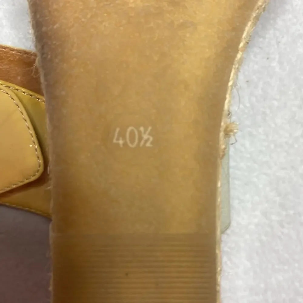 Fendi red tan